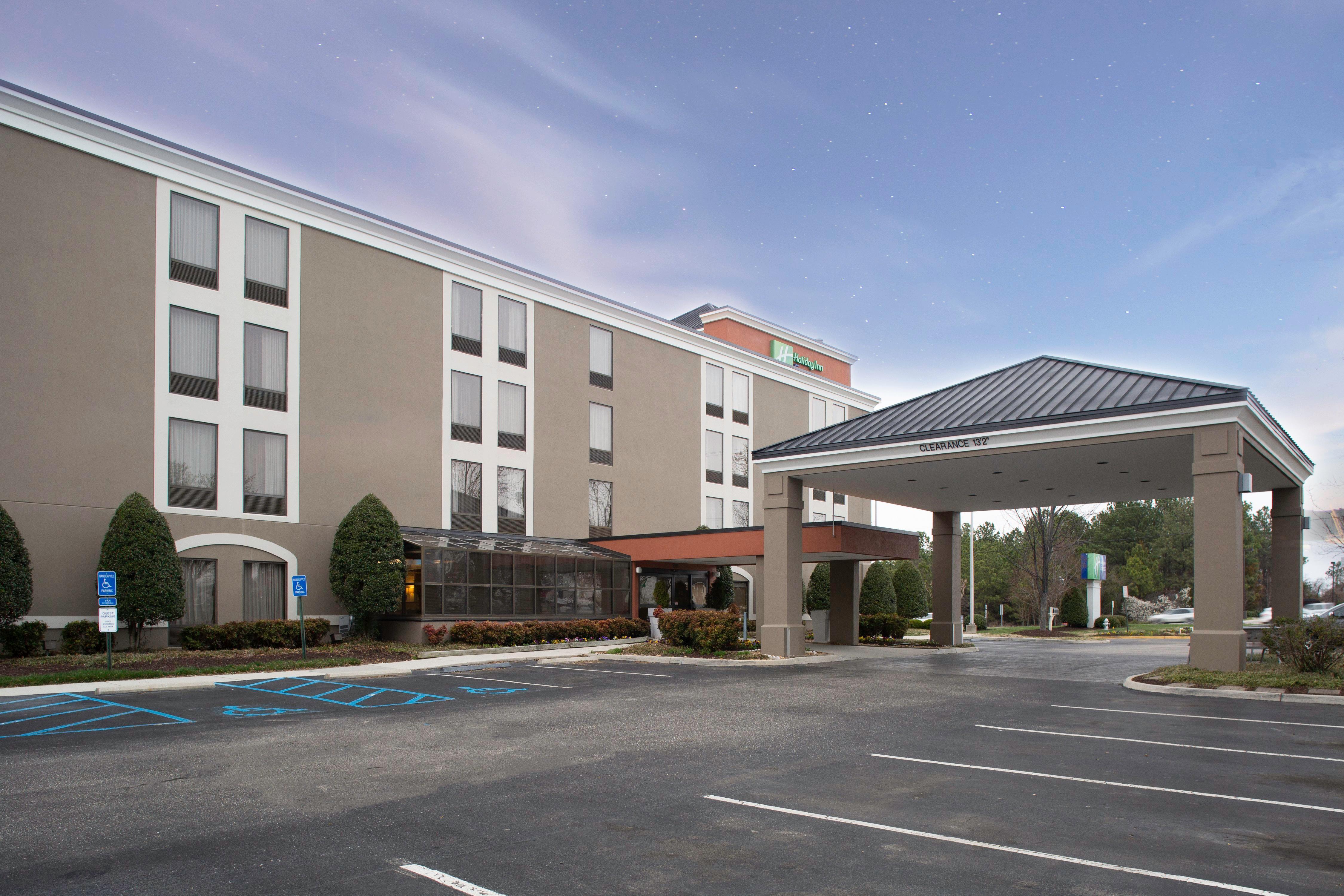 Holiday Inn Express - Chester By Ihg Exterior foto