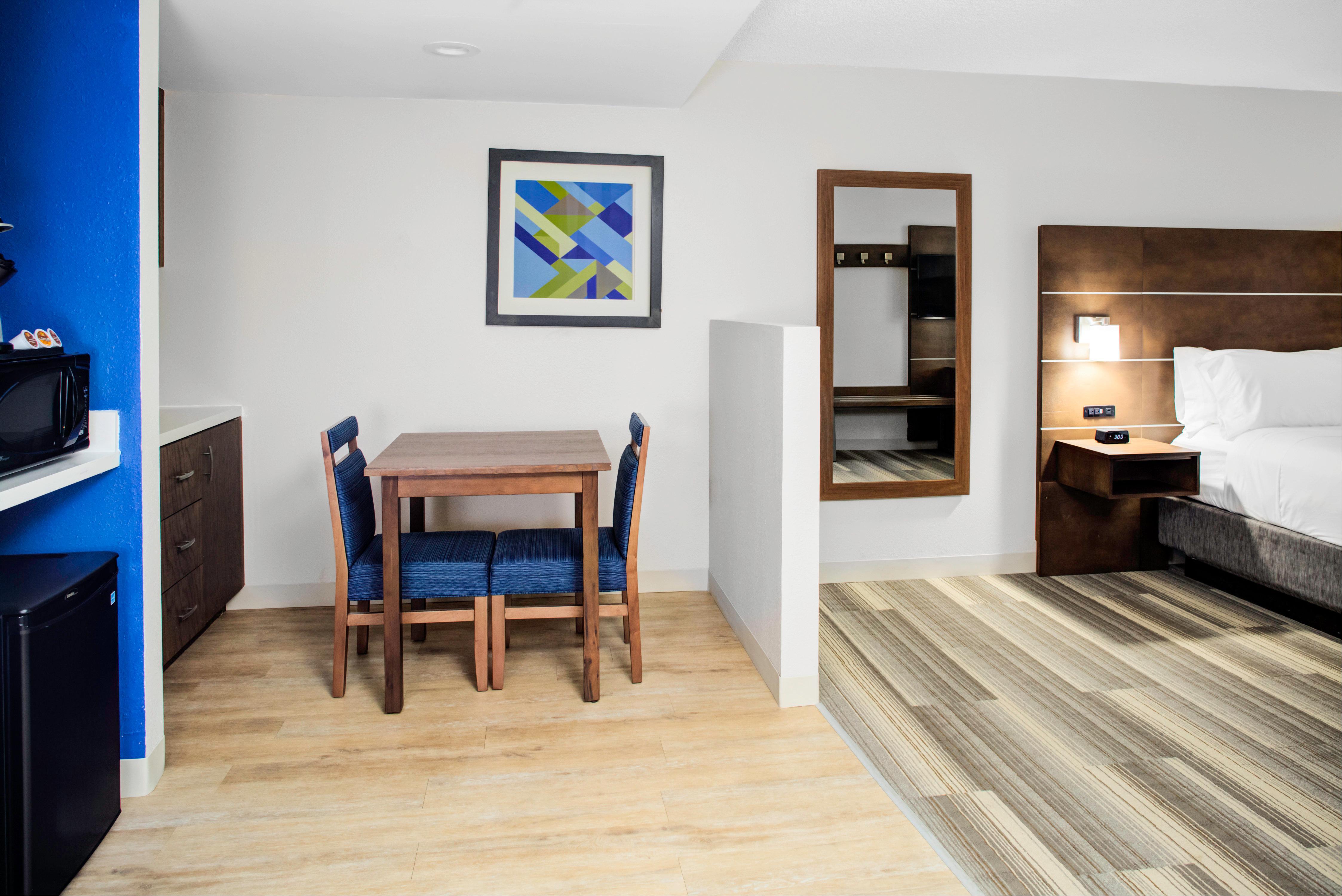 Holiday Inn Express - Chester By Ihg Exterior foto